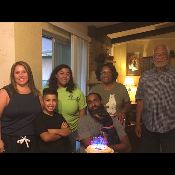 Meet your Posher, J. Owens - Picture 9 of 16